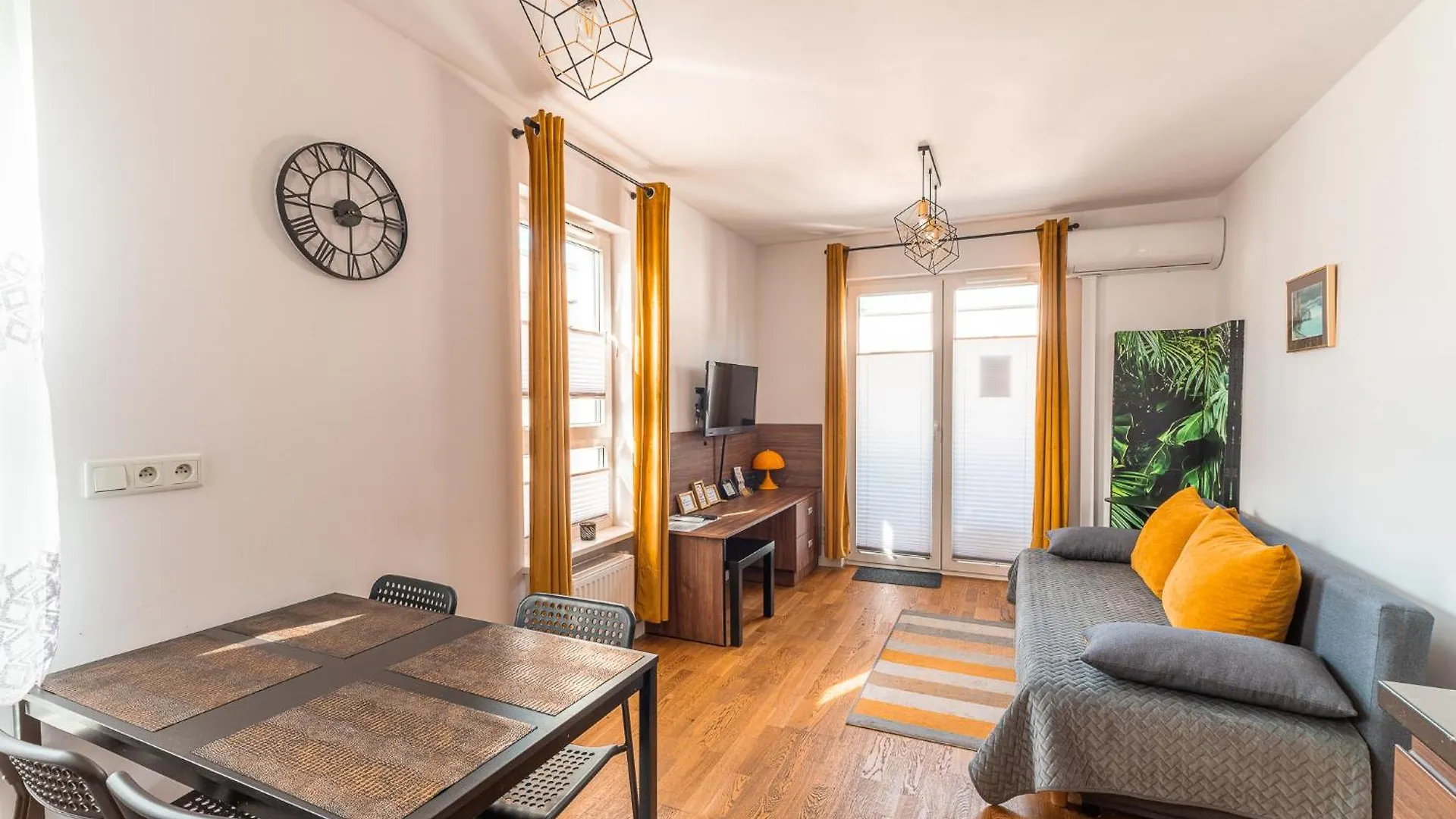 Apartament Chmielna Loft Краков Польша
